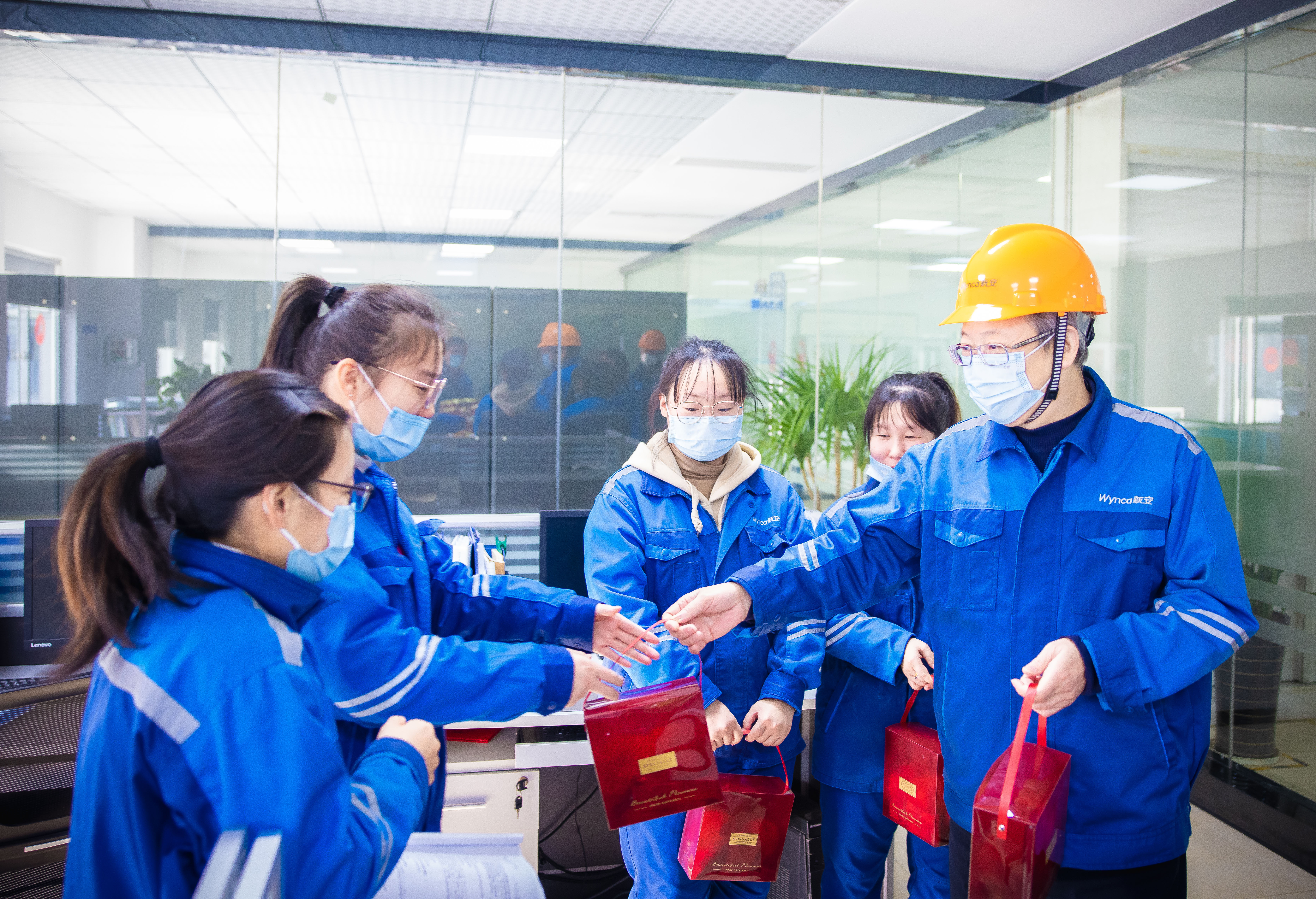 1710210942884928FY44.jpg 1710210942884928FY44.jpg