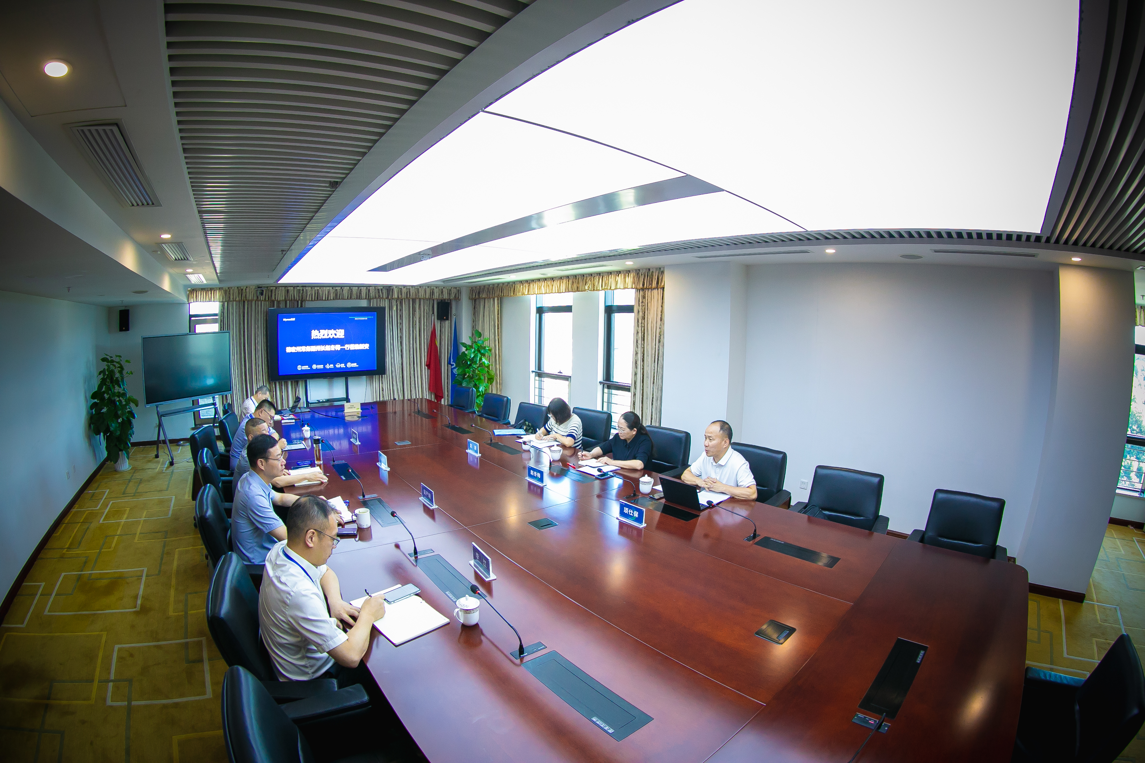 1723793273124071BF4a.jpg 1723793273124071BF4a.jpg